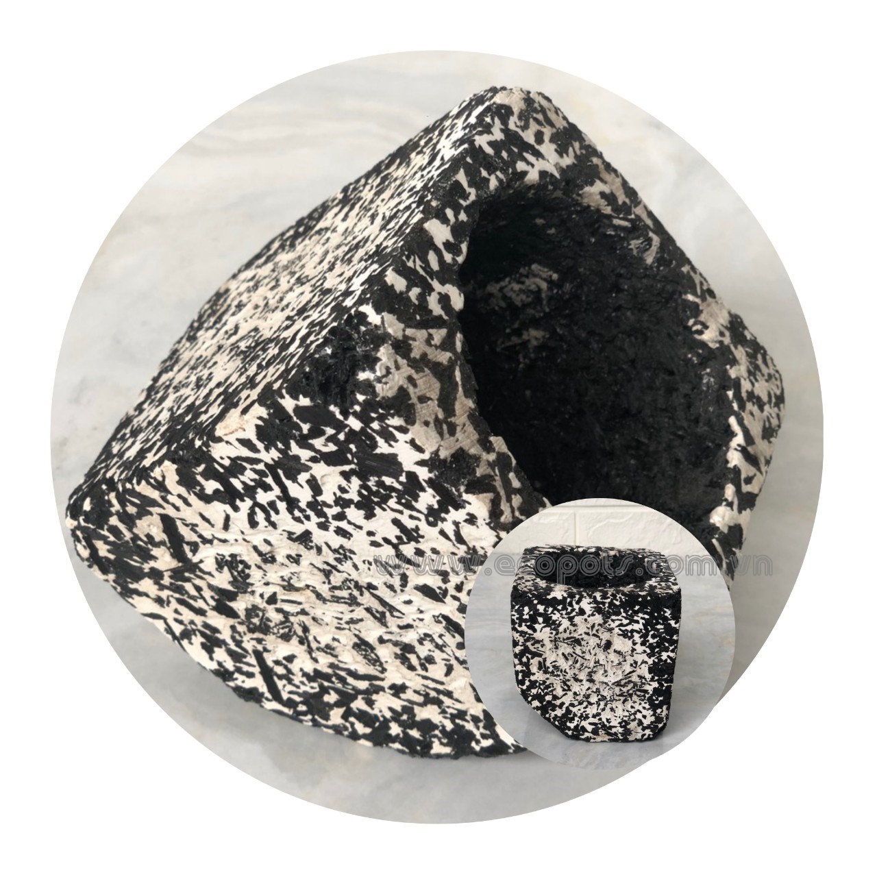 Symbol of absorbing toxic from Donghoa's flowerpot