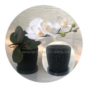 Egg shape mini flower pot